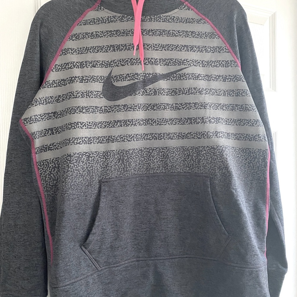 NIKE THERMA-FIT HOODIE